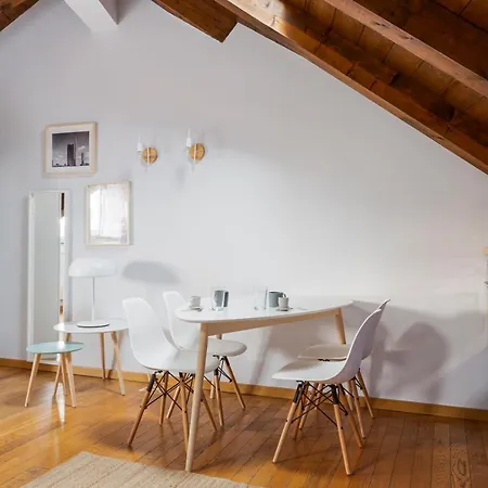 Hostmate - - Farini - Isola アパート *